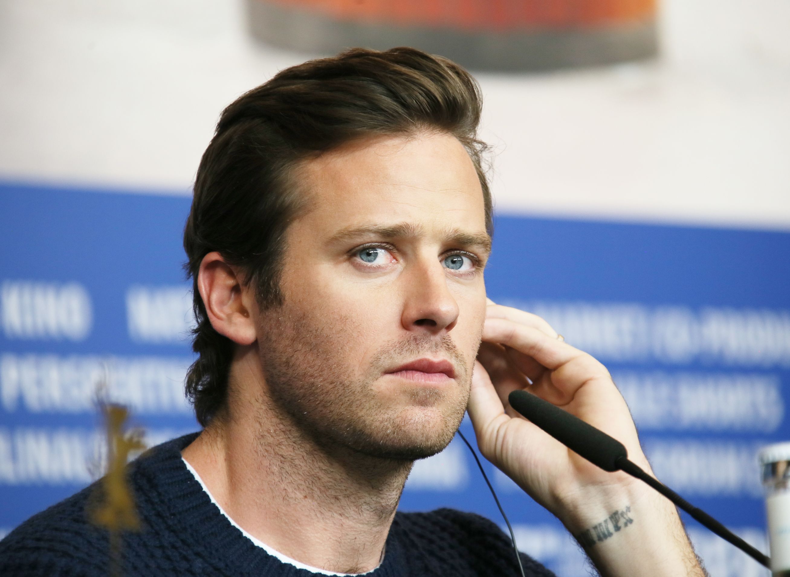 armie-hammer-l-ereditiere-e-doppiatore-dei-disney-infinity-torna-sulle-accuse-di-cannibalismo-main