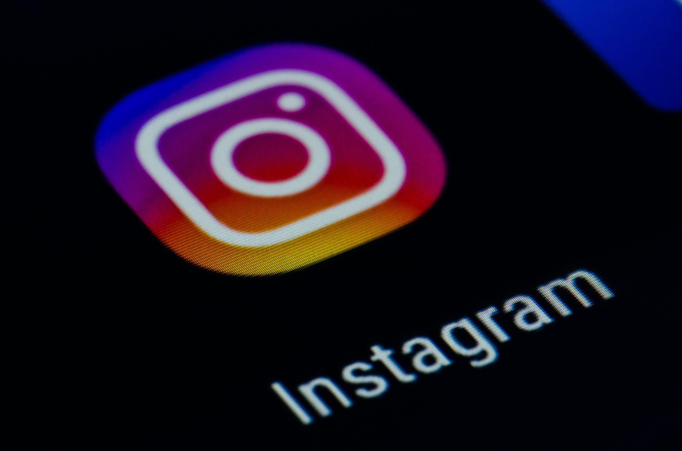 instagram-introduce-i-teen-accounts-per-i-minorenni-pegi-18-main