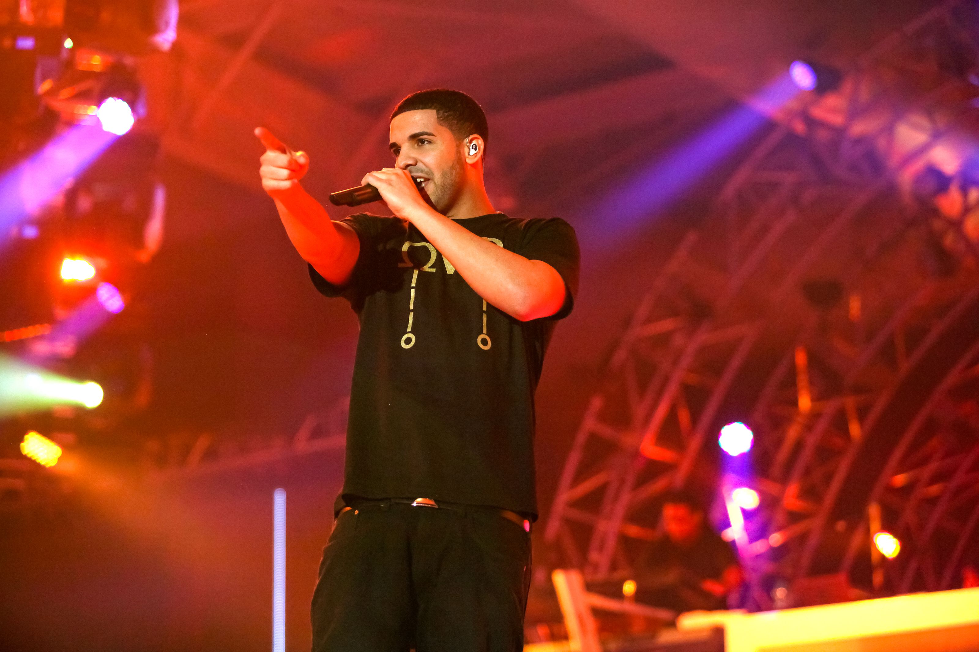 drake-acquista-il-venezia-e-lo-salva-dal-fallimento-main