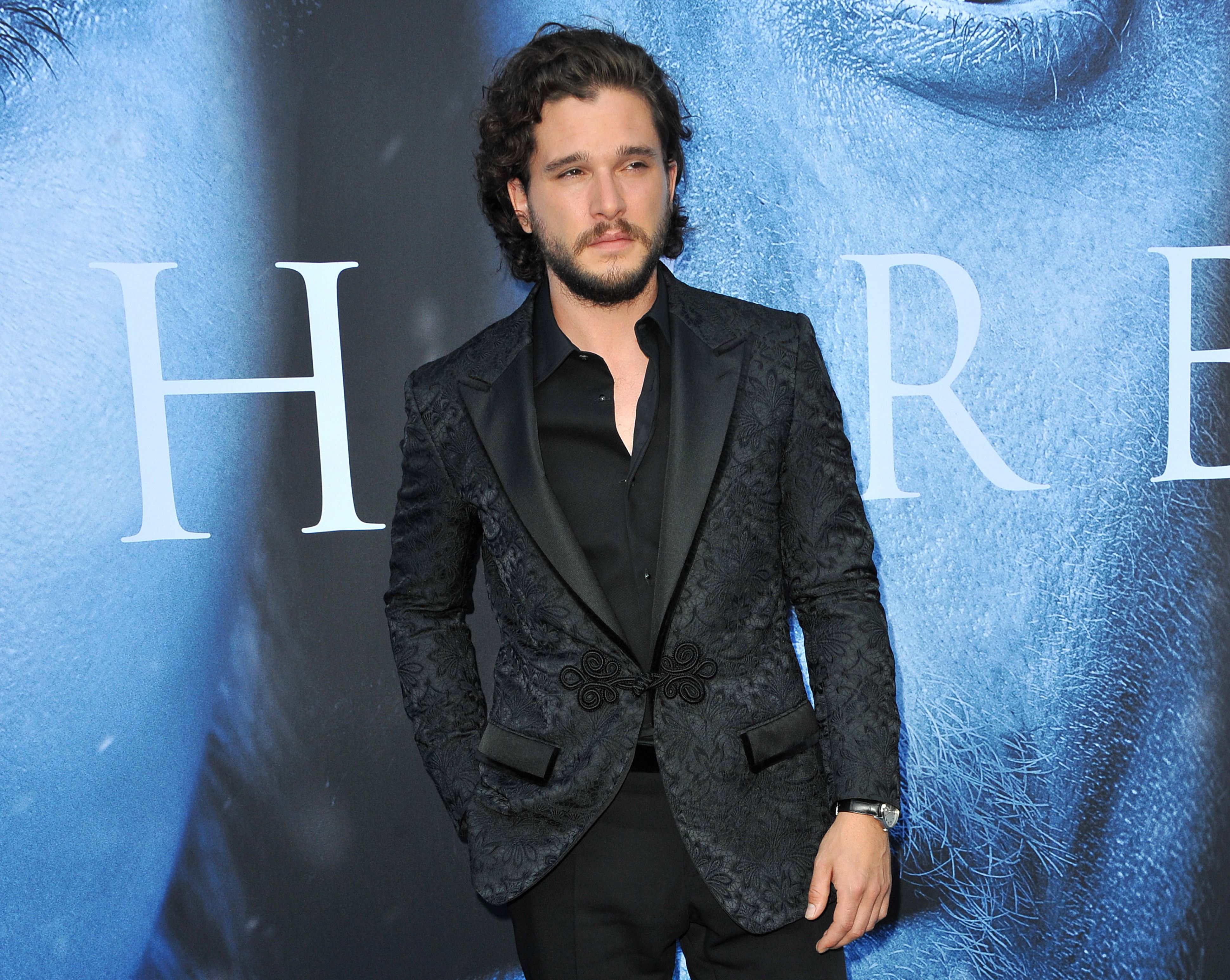 il-videogioco-preferito-di-kit-harington-e-maisie-williams-protagonisti-del-trono-di-spade-main