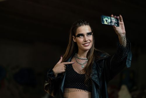 clara-soccini-la-star-di-mare-fuori-arriva-al-suzuki-music-festival-preview