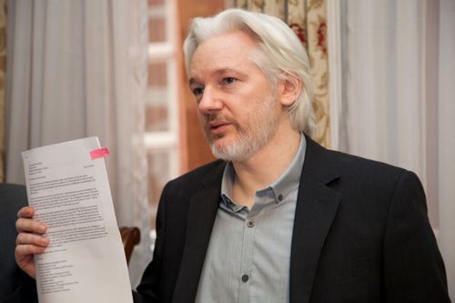 julian-assange-e-libero-e-intanto-wikileaks-diventa-un-videogioco-preview